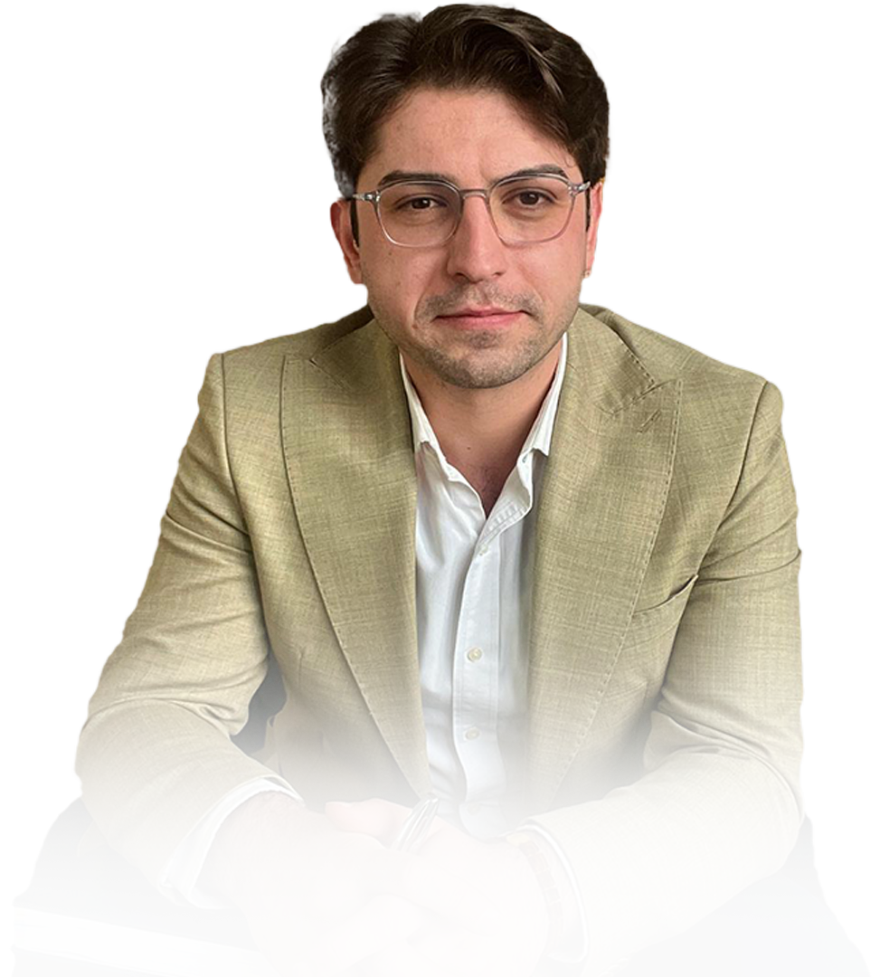 Sakin ve huzurlu bir psikolojik danışmanlık ortamında danışan ve danışman konuşuyor, rahatlatıcı mavi tonlarda